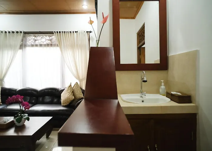 Brata's 2 Bedrooms With Private Kitchen Ferienhaus Ubud